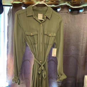 Medium shirt dress